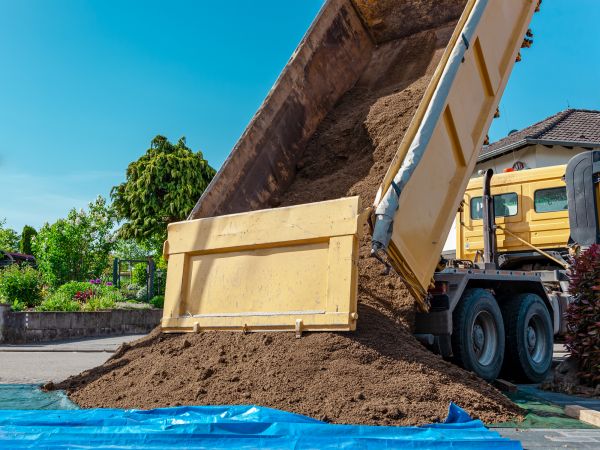 Landscaping Soil Delivery in Leander