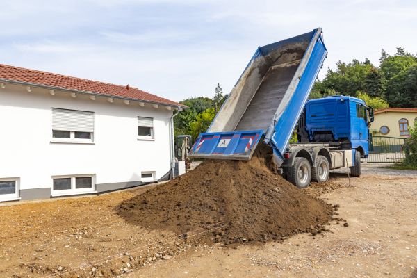 Garden Dirt Delivery in Leander