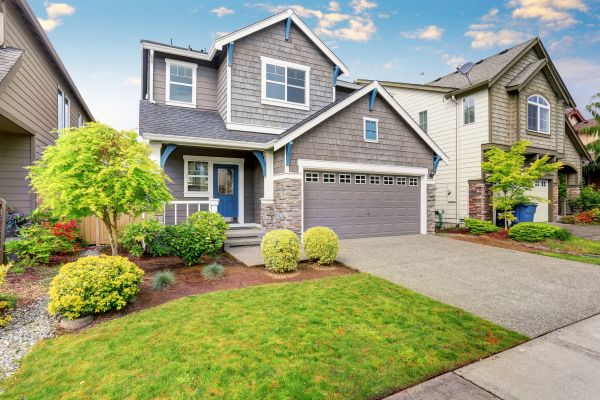 Curb Appeal Landscaping in Leander
