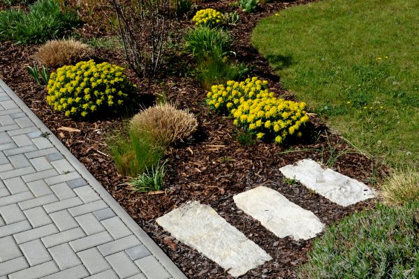 Garden Mulch Installation in Leander