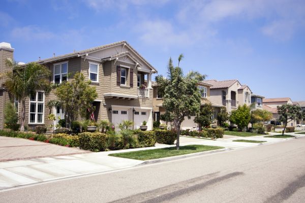 Neighborhood Landscaping in Leander